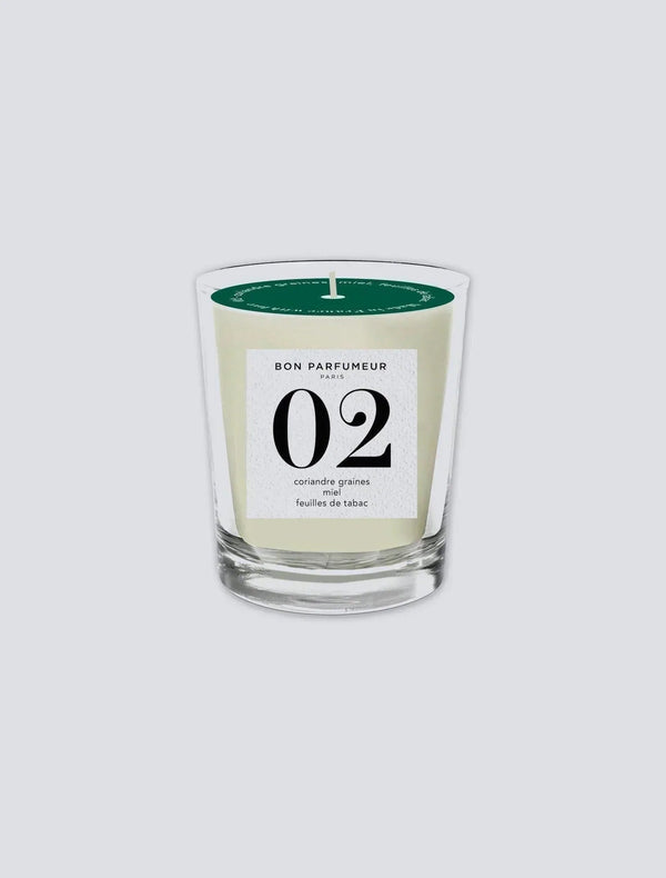 Candle 02: coriander seed, honey, tobacco leaf