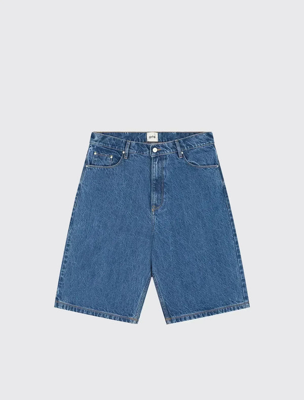 Round Pocket Denim Shorts