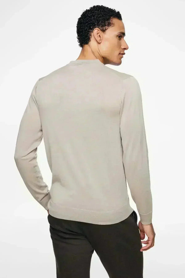 Round Neck Jumper