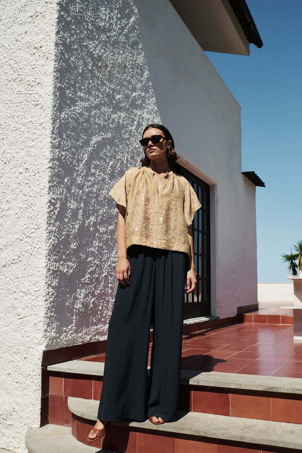 Vina Jacquard Blouse