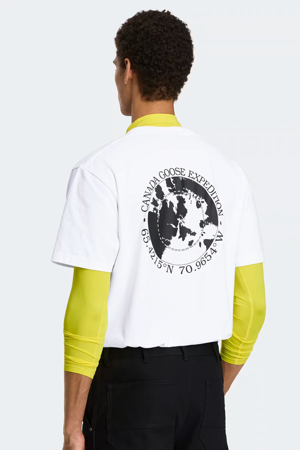 Novo T-Shirt Graphic
