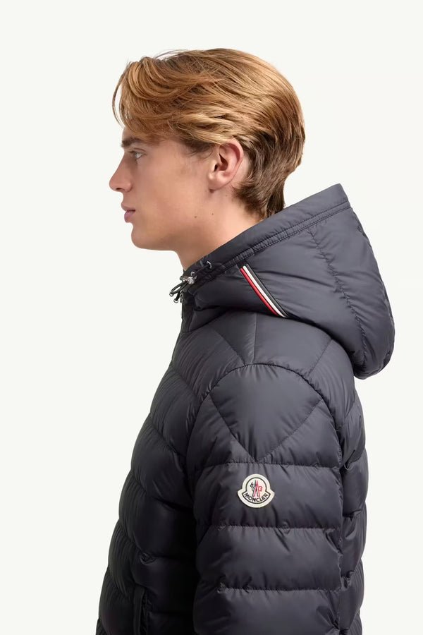 Vermeille Hooded Short Down Jacket