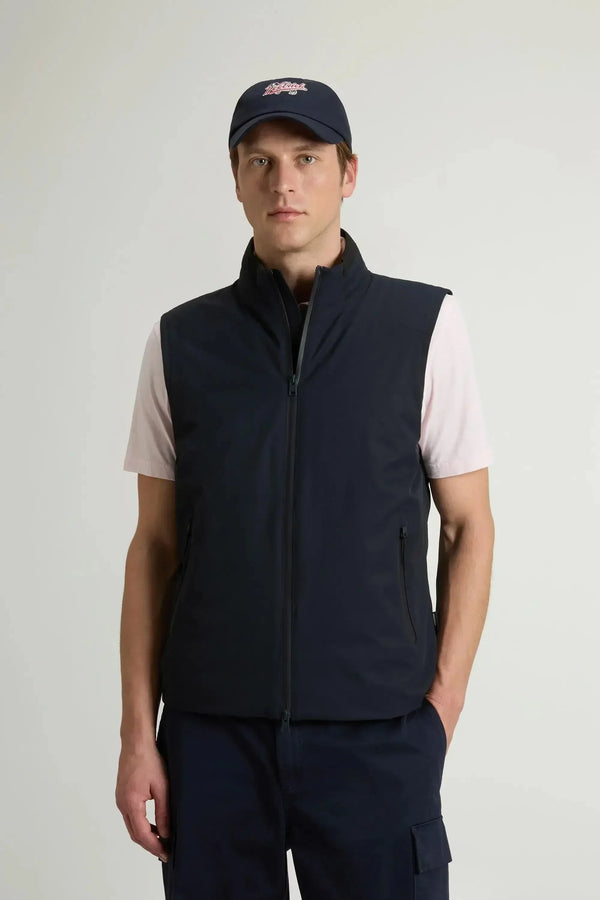 Padded Sailing Vest in Two-Layered Fabric