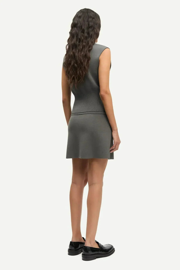 Saanne Top 15825