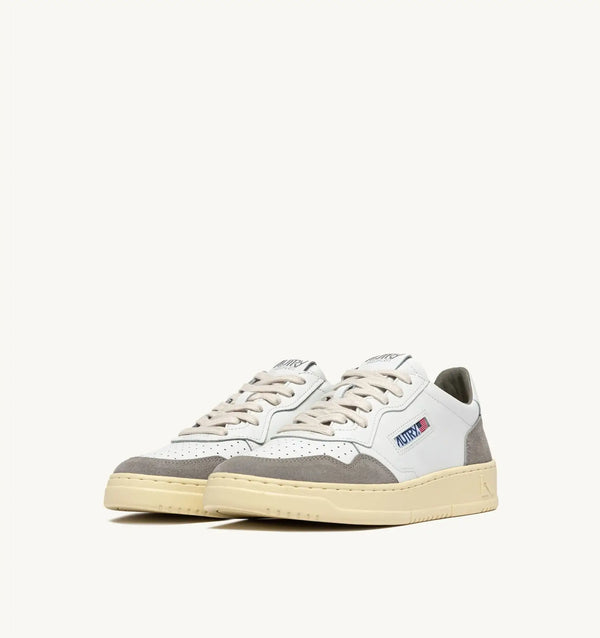 Medalist Low Sneakers
