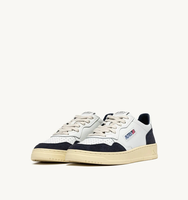 Medalist Low Sneakers