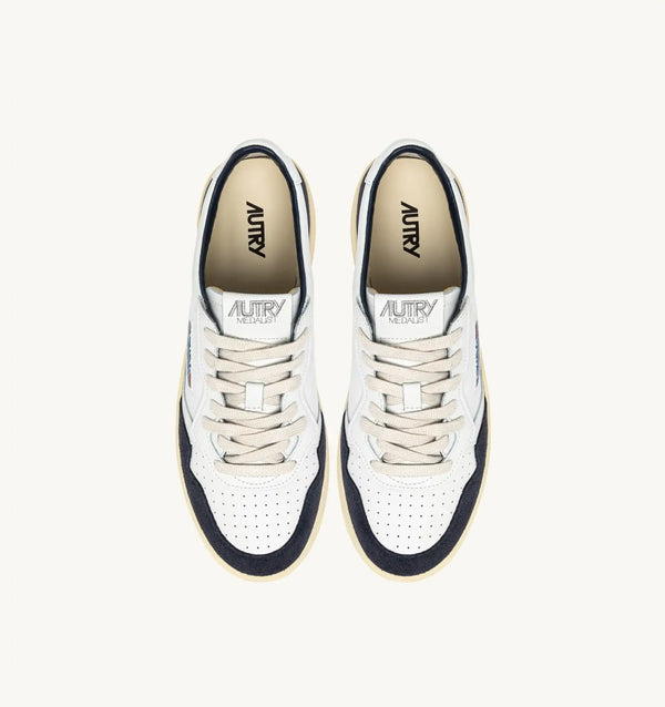 Medalist Low Sneakers
