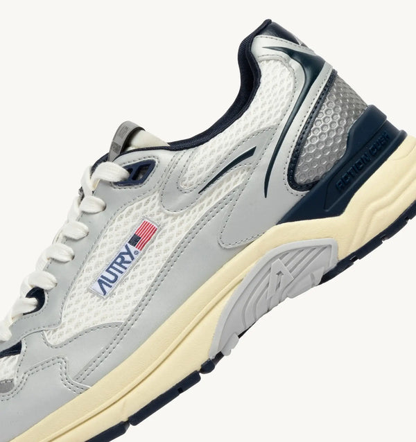 Hyperway Sneakers