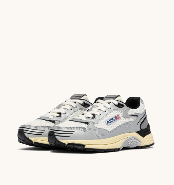 W Hyperway Sneakers