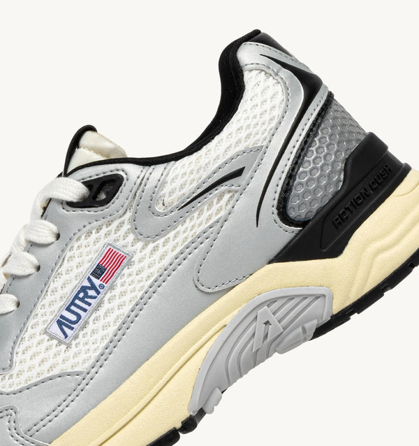 W Hyperway Sneakers