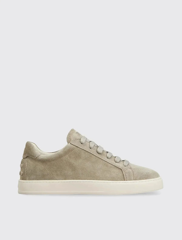 Sneakers in Suede
