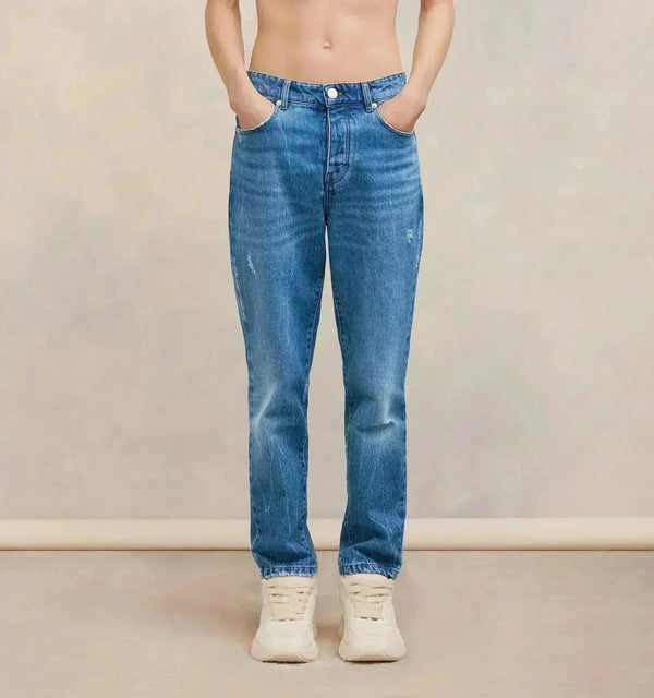 Tapered Fit Jeans