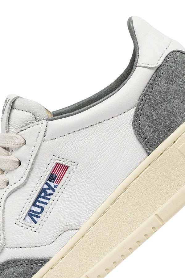 Medalist Low Sneakers