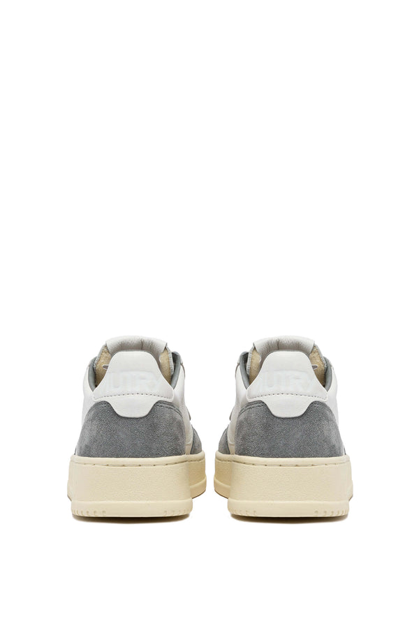 Medalist Low Sneakers