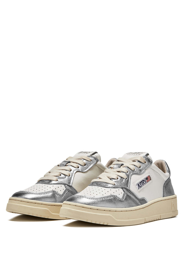 W Medalist Low Bicolor Sneakers