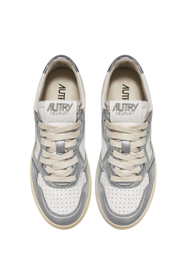 W Medalist Low Bicolor Sneakers