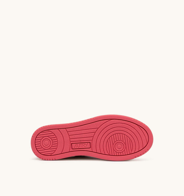 W Medalist Low Bicolor Sneakers