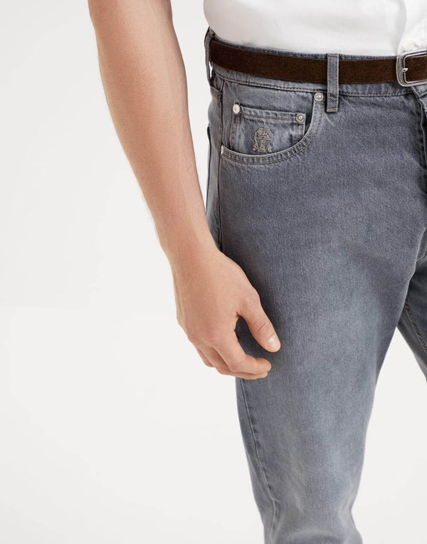 Denim Trousers in Iconic Fit