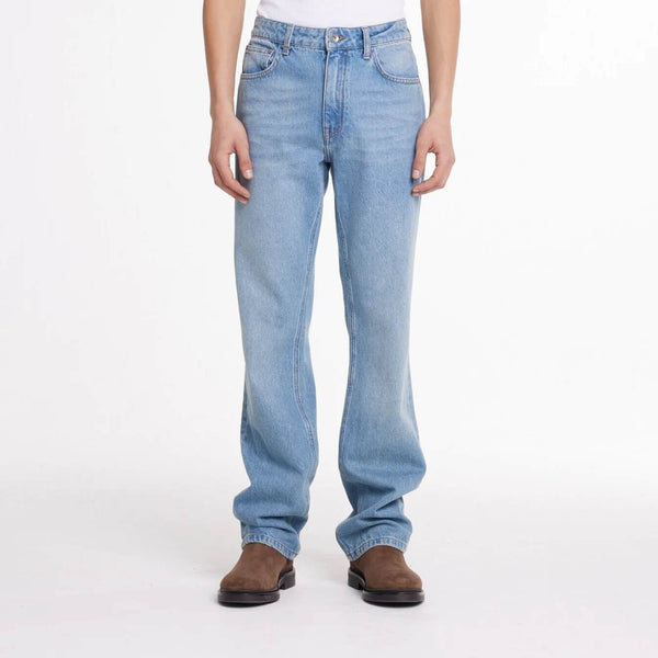 Straight Jeans