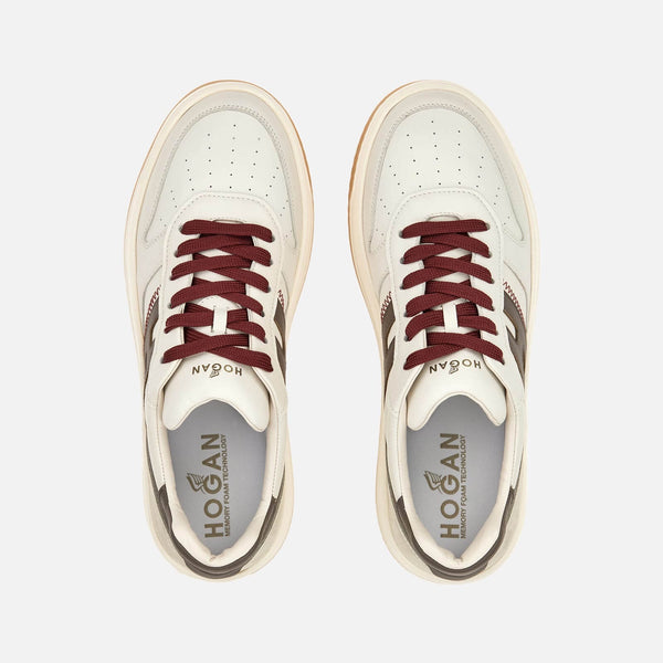 H630 Sneakers