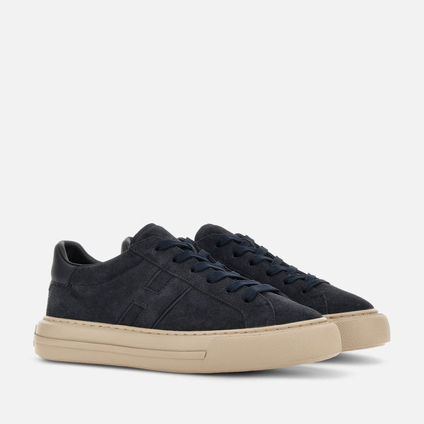 H691 Sneakers