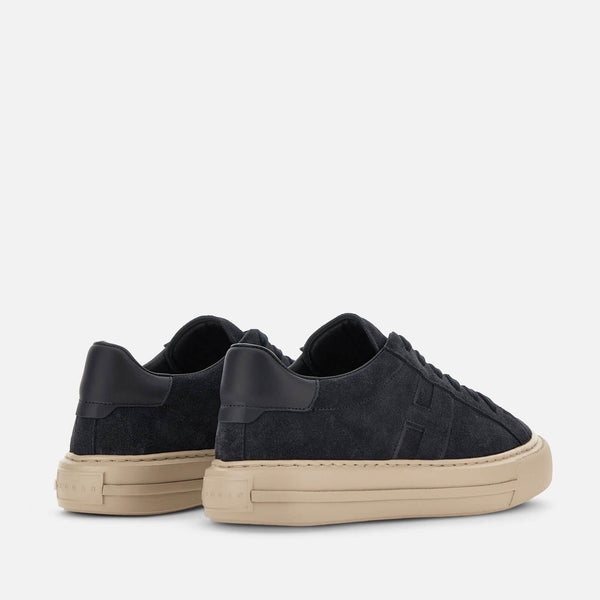 H691 Sneakers