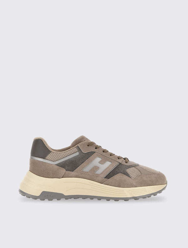 Hyperlight Sneaker