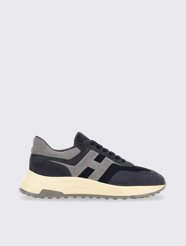 Hyperlight Sneakers