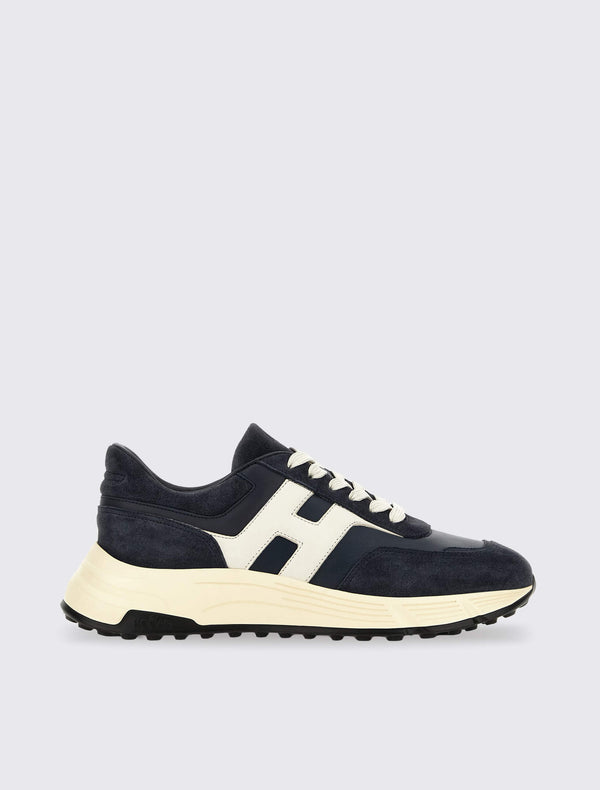 Hyperlight Sneakers