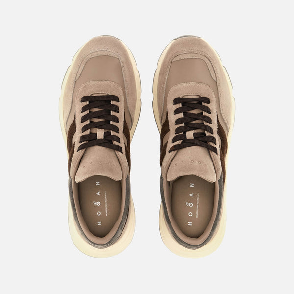 Hyperlight Sneakers