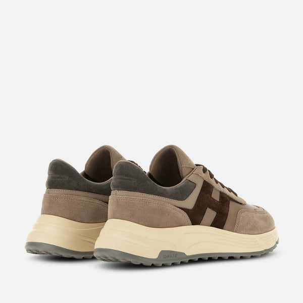 Hyperlight Sneakers