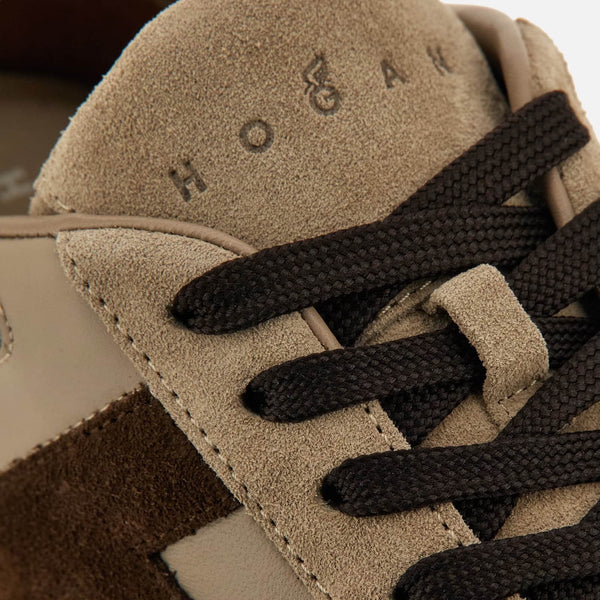 Hyperlight Sneakers