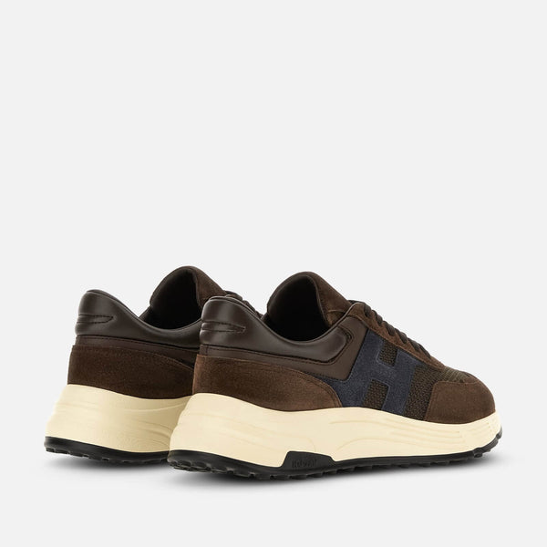 Hyperlight Sneakers