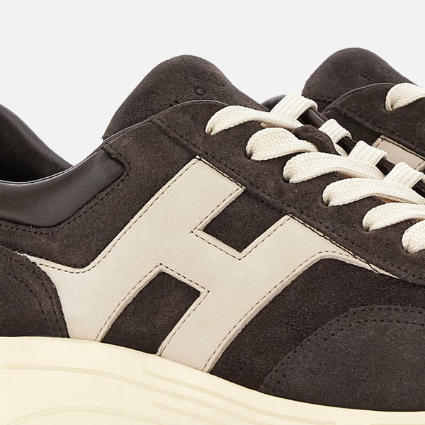 Hyperlight Sneakers