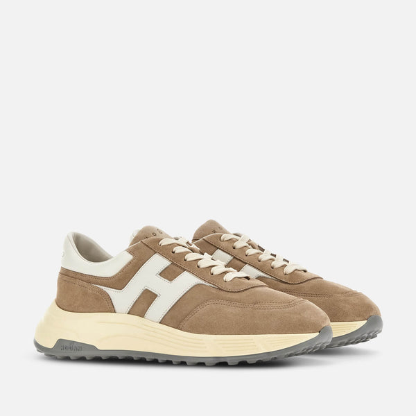 Hyperlight Sneakers