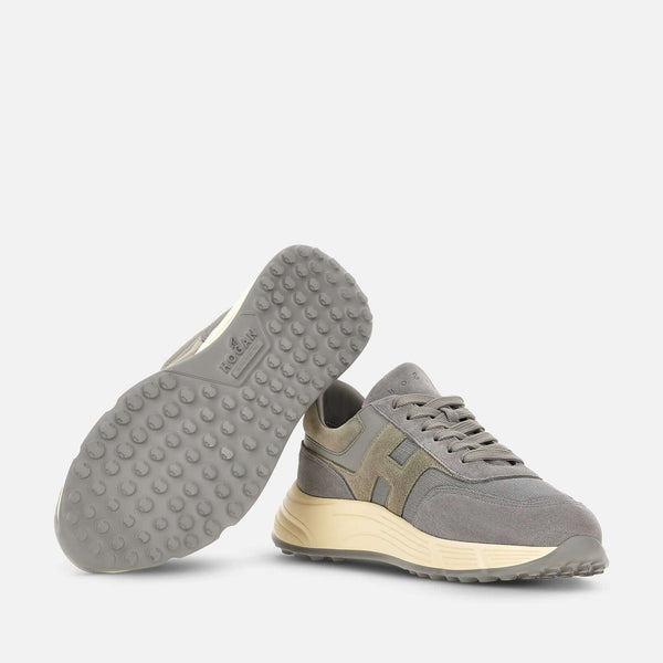 Hyperlight Sneakers