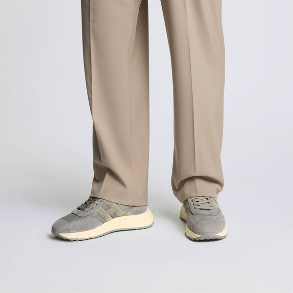 Hyperlight Sneakers