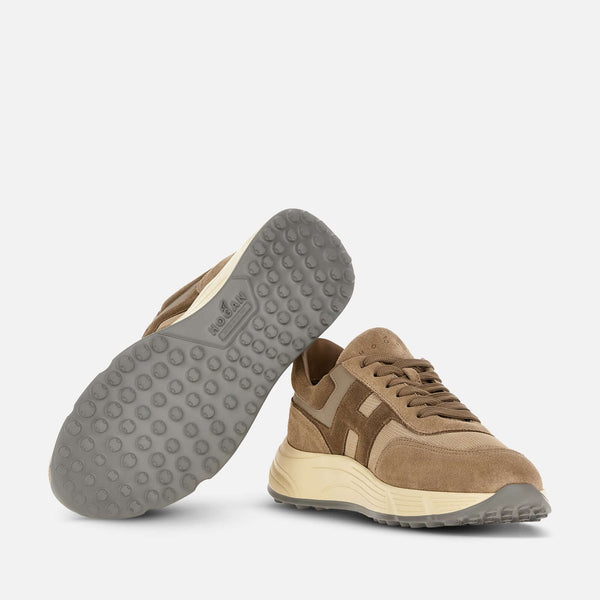 Hyperlight Sneakers