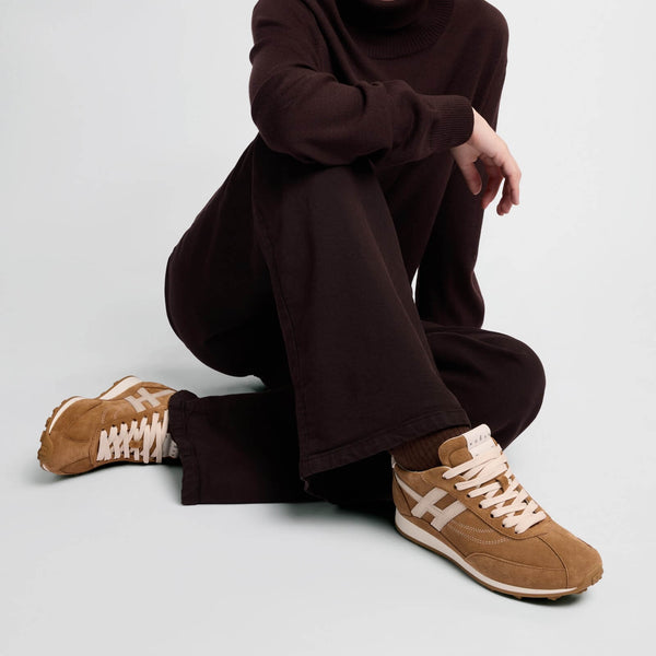 W Athletic Sneakers