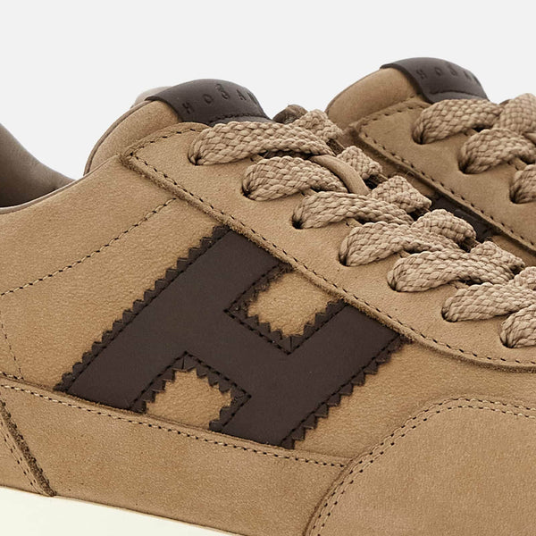 W Athletic Sneakers