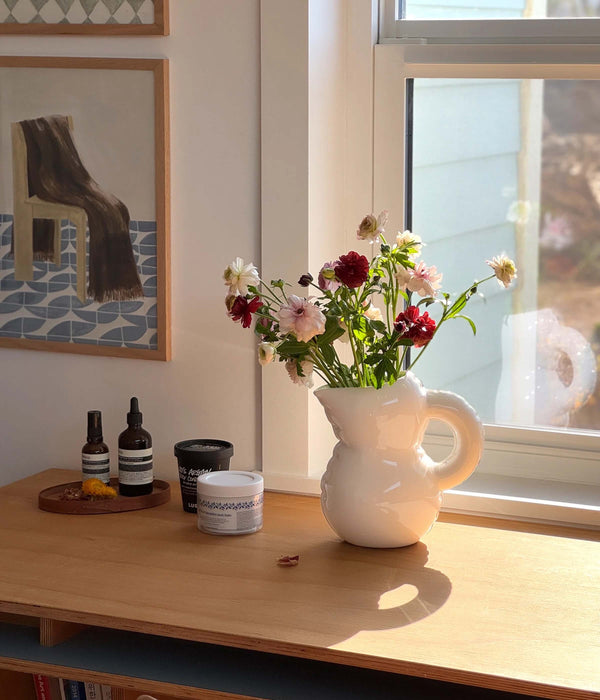 Jug Emily Gloss