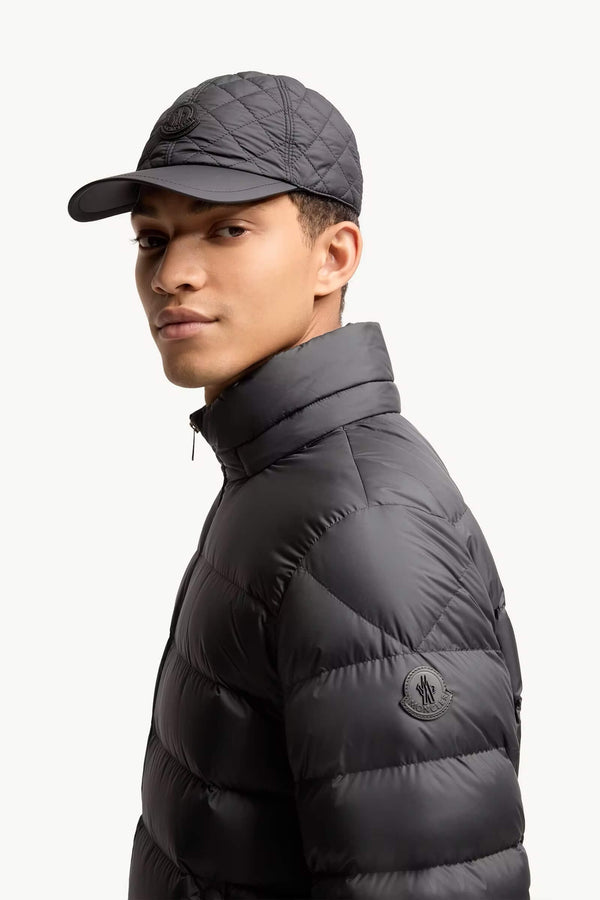 Arneb Hooded Short Down Jacket