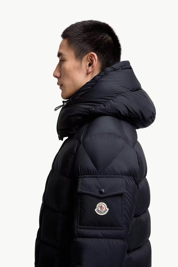 Maya 70 Hooded Short Down Jacket