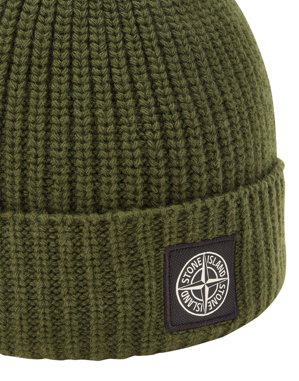 Beanie in ribbed Geelong wool