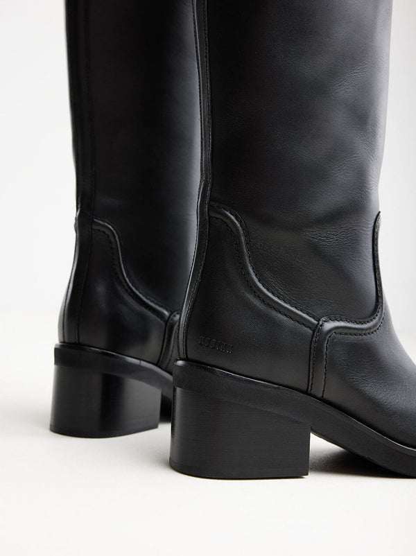 Cassy Boots