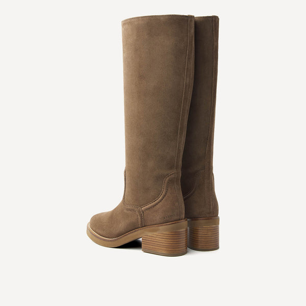 Cassy Boots