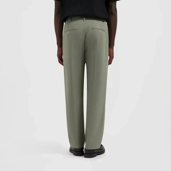 Regular Pleated Chino