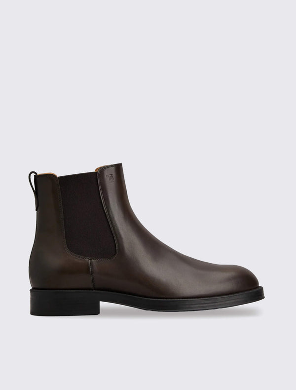 Chelsea Ankle Boots in Leather