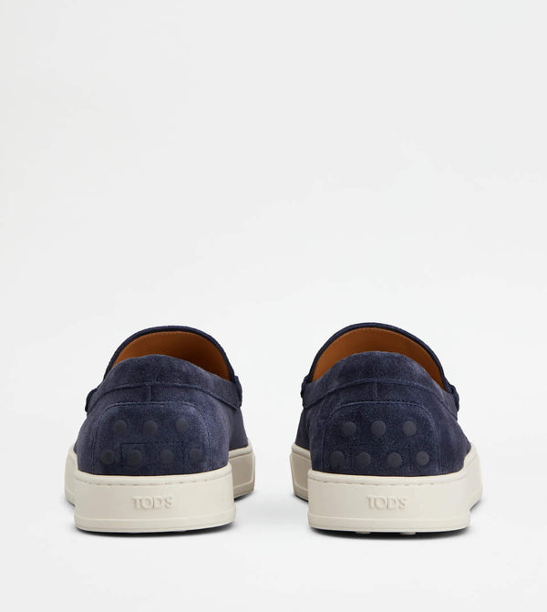 Loafers in Suede