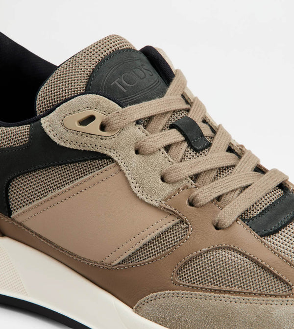 Sneakers in Leather and Fabric